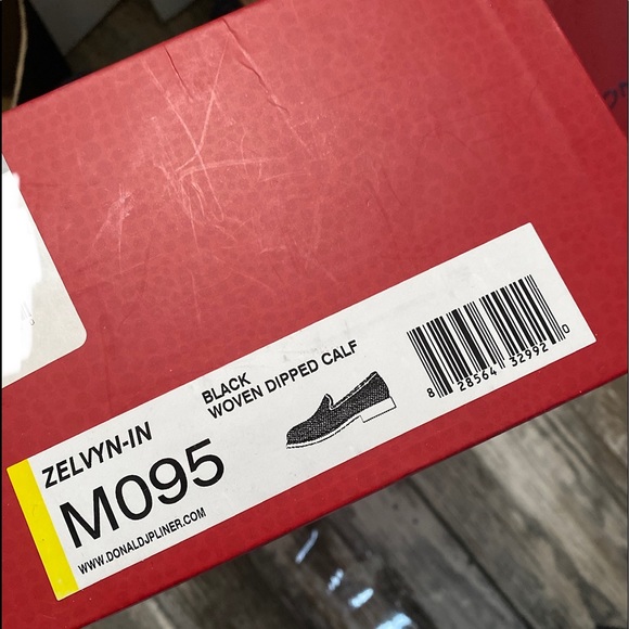 Donald J Pliner Zelvin black woven calf 9.5 NWT - Picture 7 of 7